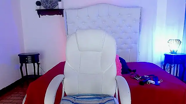 elena detroya online show from December 5, 2024, 12:22 pm