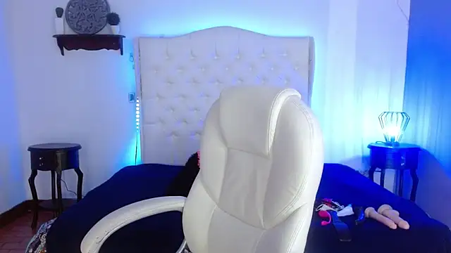 elena detroya online show from December 21, 2024, 12:38 pm