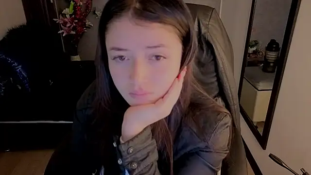 almma shy online show from October 20, 2025, 2:17 pm