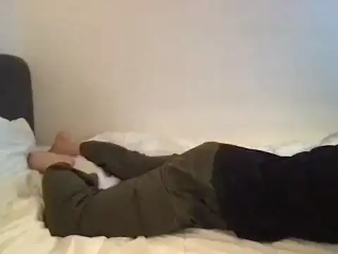 jungcock3210 online show from February 9, 2025, 1:46 pm