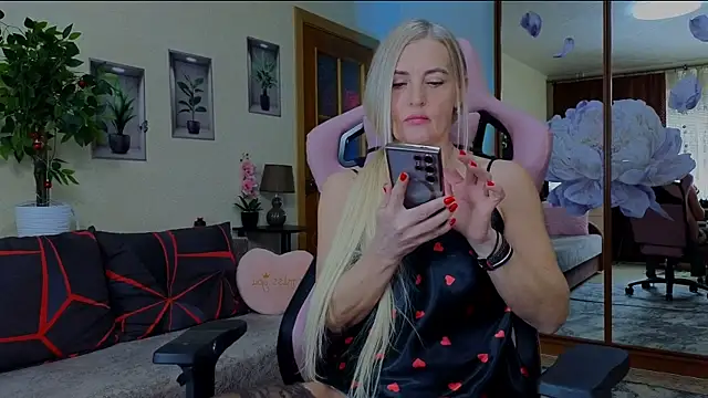 amelia blondy online show from March 12, 2025, 11:31 am