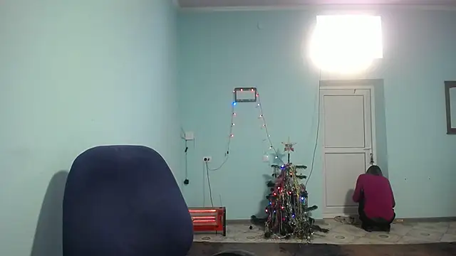 elllaaxx online show from December 26, 2024, 4:32 am