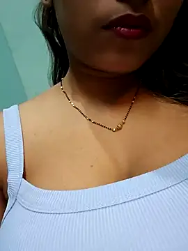 sexyindi couple online show from January 30, 2025, 5:28 pm