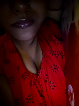 sexyindi couple online show from May 2, 2026, 8:14 pm