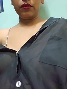 sexyindi couple online show from July 30, 2026, 7:51 am
