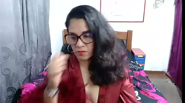 Mistresskloe01 online show from December 26, 2024, 12:27 pm