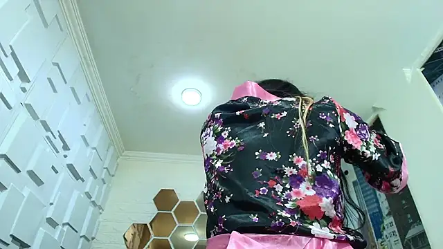 Naughty Kittenm online show from February 5, 2026, 11:37 am