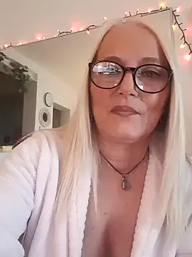 kikkastar online show from January 2, 2025, 11:20 am