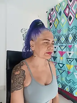 Snapshot of freyadevil333 chatting on October 30, 2025, 1:34 pm freyadevil333 online show from October 30, 2025, 1:34 pm