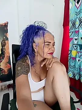 freyadevil333 online show from November 9, 2025, 12:58 pm