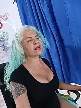 freyadevil333 online show from March 4, 2026, 1:11 am