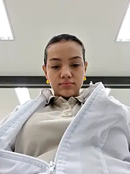 Angela hank2 online show from September 27, 2025, 3:17 pm