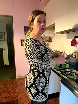 Sunbelxx online show from December 18, 2025, 9:48 am