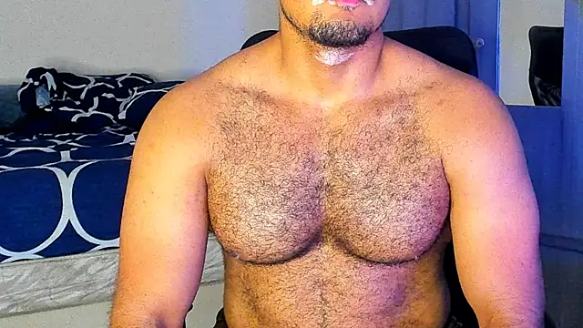 Big furry bear13 online show from March 19, 2025, 7:40 am