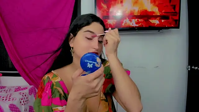 sunshine uwu22 online show from December 12, 2024, 7:26 pm