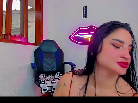 sunshine uwu22 online show from July 23, 2026, 8:07 pm