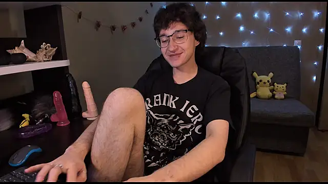 Snapshot of zackstivens chatting on January 13, 2025, 11:17 pm zackstivens online show from January 13, 2025, 11:17 pm