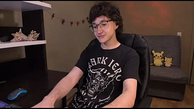 Snapshot of zackstivens chatting on January 22, 2025, 11:53 pm zackstivens online show from January 22, 2025, 11:53 pm