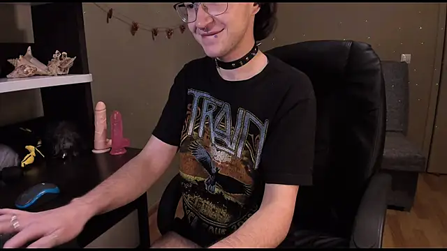 Snapshot of zackstivens chatting on February 10, 2025, 1:03 am zackstivens online show from February 10, 2025, 1:03 am