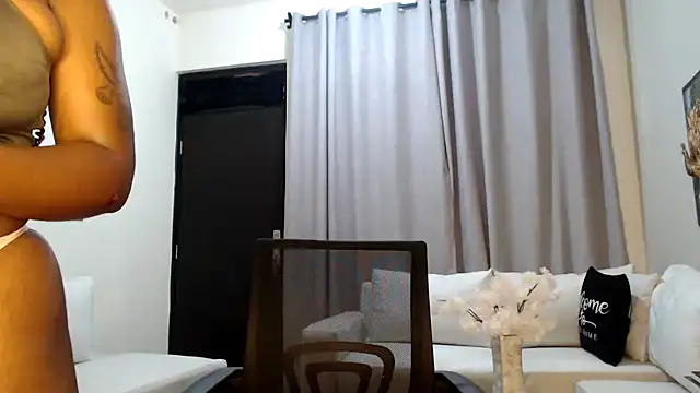 Horny princes online show from November 26, 2025, 5:41 am