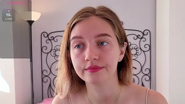 Ksuhesa online show from October 25, 2025, 3:25 am