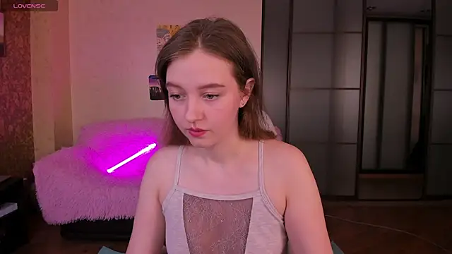 Ksuhesa online show from March 8, 2026, 8:07 am