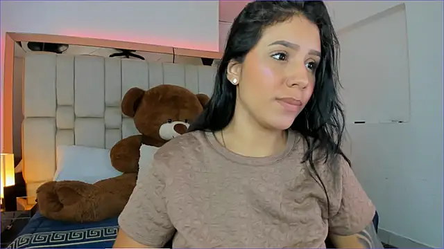 SheylaBakerr online show from February 18, 2025, 11:00 am