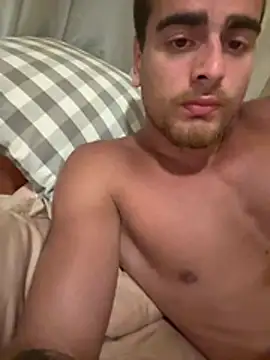 Snapshot of cubalibre02 chatting on July 13, 2026, 11:40 pm cubalibre02 online show from July 13, 2026, 11:40 pm