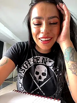 foxxy nasty online show from September 23, 2025, 4:32 pm