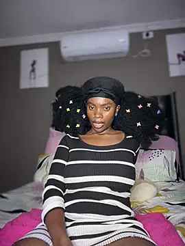 Candy-Heart online show from March 15, 2026, 9:21 pm