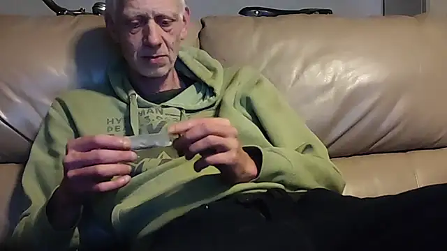 brenzs online show from November 21, 2025, 9:13 pm