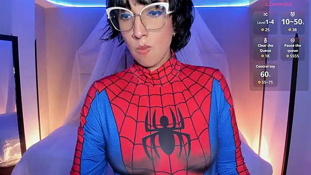 kristen kassi online show from October 6, 2025, 7:33 pm