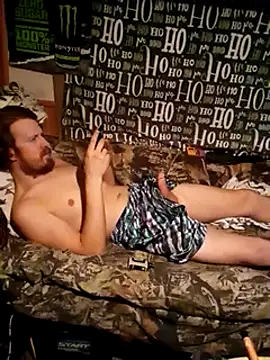 hothippie420 online show from January 8, 2025, 6:41 am