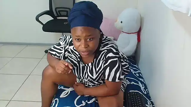 chocolete candy online show from December 4, 2025, 4:38 pm