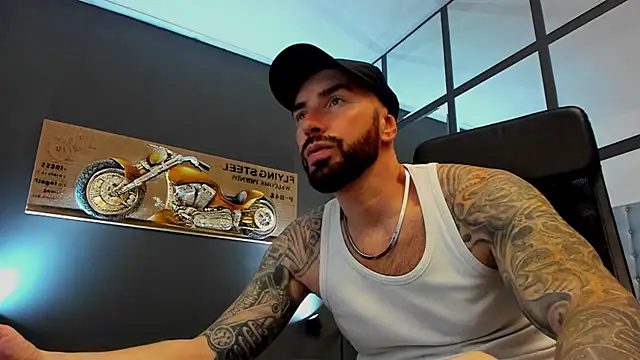 AronGrant online show from October 29, 2025, 9:33 am