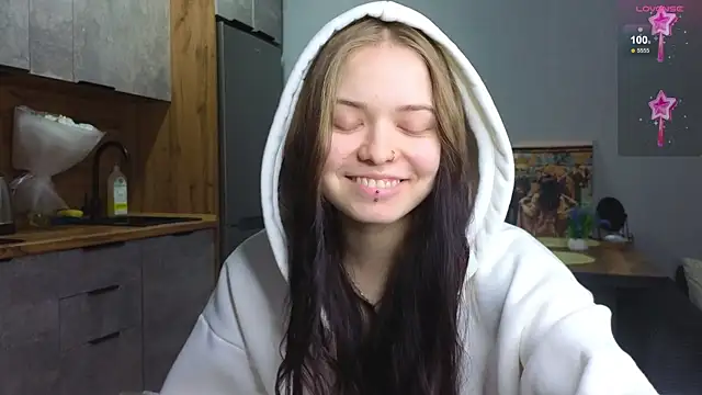 doll lol  online show from January 12, 2025, 6:05 pm