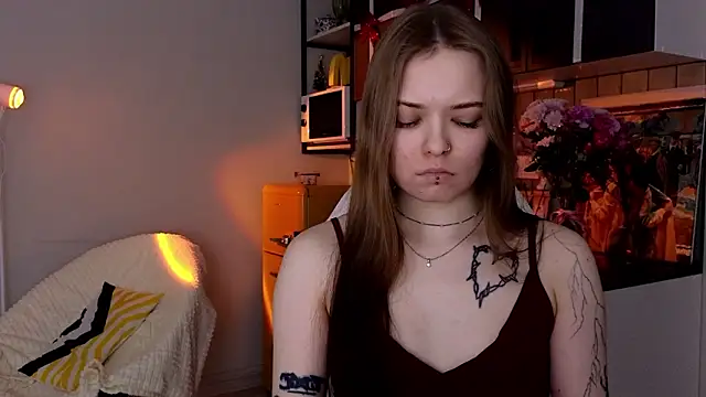 doll lol  online show from March 10, 2026, 5:40 pm