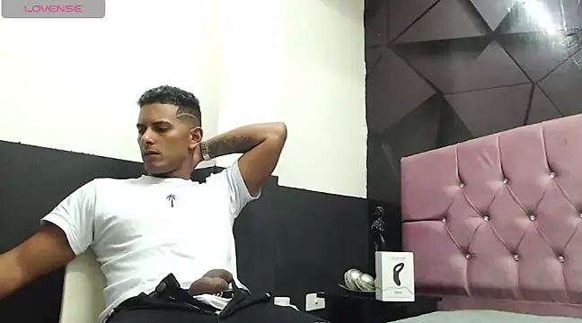 Chris Dick23 online show from December 18, 2024, 8:53 am