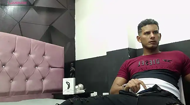 Chris Dick23 online show from December 19, 2024, 6:23 am