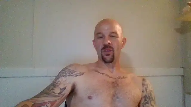 Snapshot of Kinkster615 chatting on June 25, 2026, 2:22 am Kinkster615 online show from June 25, 2026, 2:22 am