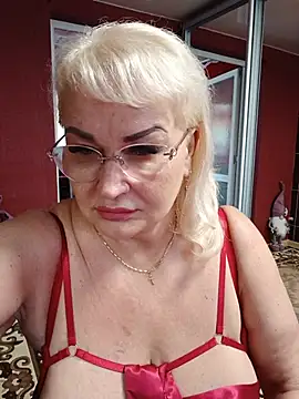 Snapshot of Jemma_Cori chatting on May 17, 2026, 10:11 am Jemma Cori online show from May 17, 2026, 10:11 am
