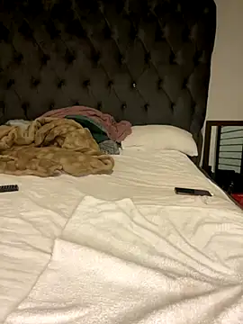 Snapshot of MILL204 chatting on October 26, 2025, 12:38 am MILL204 online show from October 26, 2025, 12:38 am