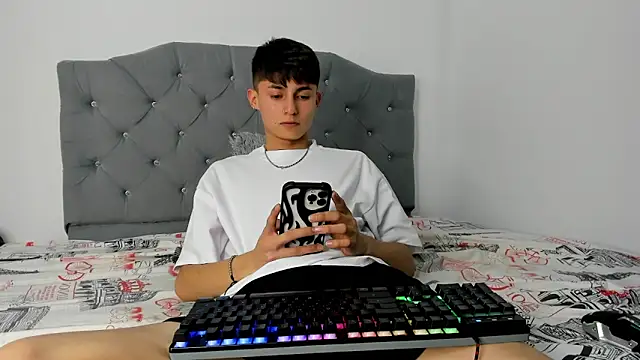 benavides anthony online show from December 7, 2024, 6:43 am