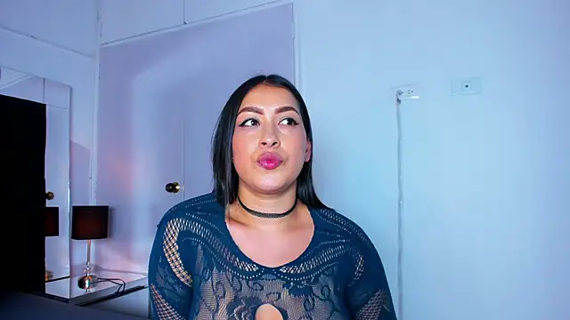 Miaa Garcia online show from January 21, 2025, 9:15 pm