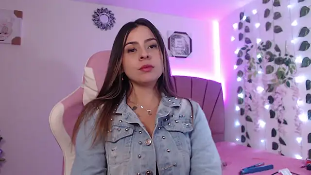 GabyVandriel online show from January 11, 2025, 12:44 am