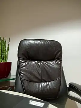 amooraaamoon online show from December 19, 2025, 1:07 pm