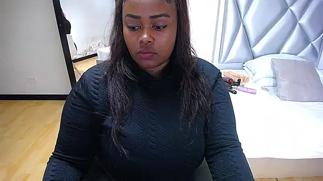 exotic karmella online show from December 3, 2024, 9:01 pm