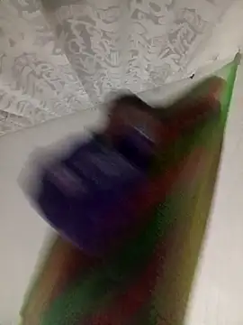 Snapshot of Hellen_dumont chatting on September 29, 2025, 2:27 am Hellen dumont online show from September 29, 2025, 2:27 am