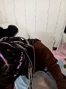 Hellen dumont online show from November 14, 2025, 12:26 pm