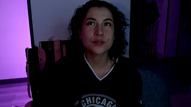 Hellen dumont online show from February 26, 2026, 2:43 am